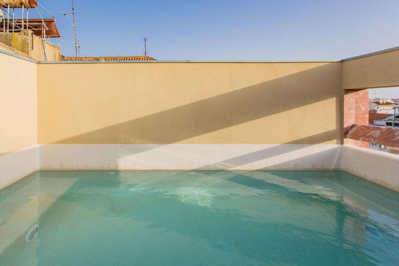 Princess Building W/Pool By Lovelystay Vila Real de Santo António المظهر الخارجي الصورة
